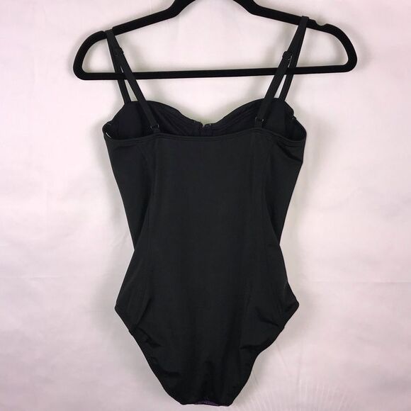 Beach Betty One Piece Swimsuit - Picture 4 of 8